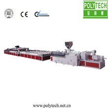 Machine de fabrication de porte PVC WPC